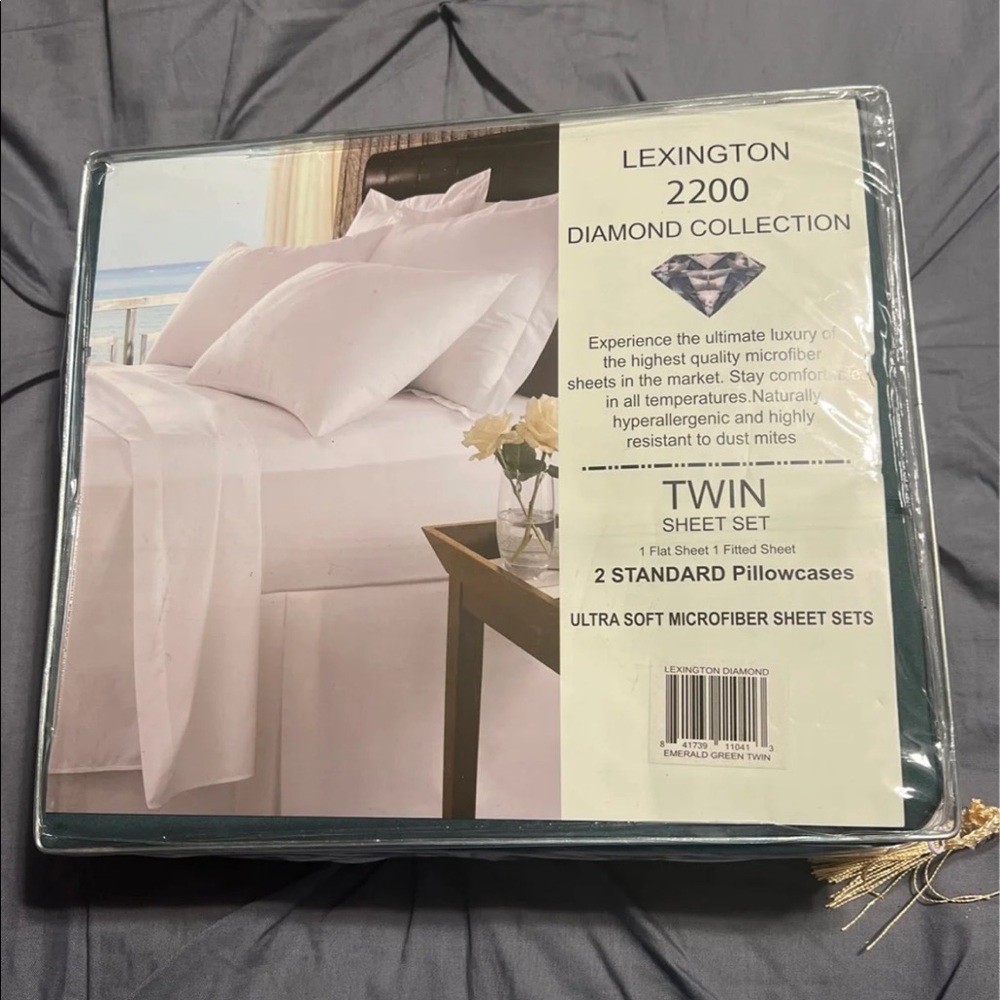 Twin sheet set
